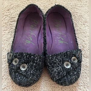 Blowfish Women's Textured Black Flats
